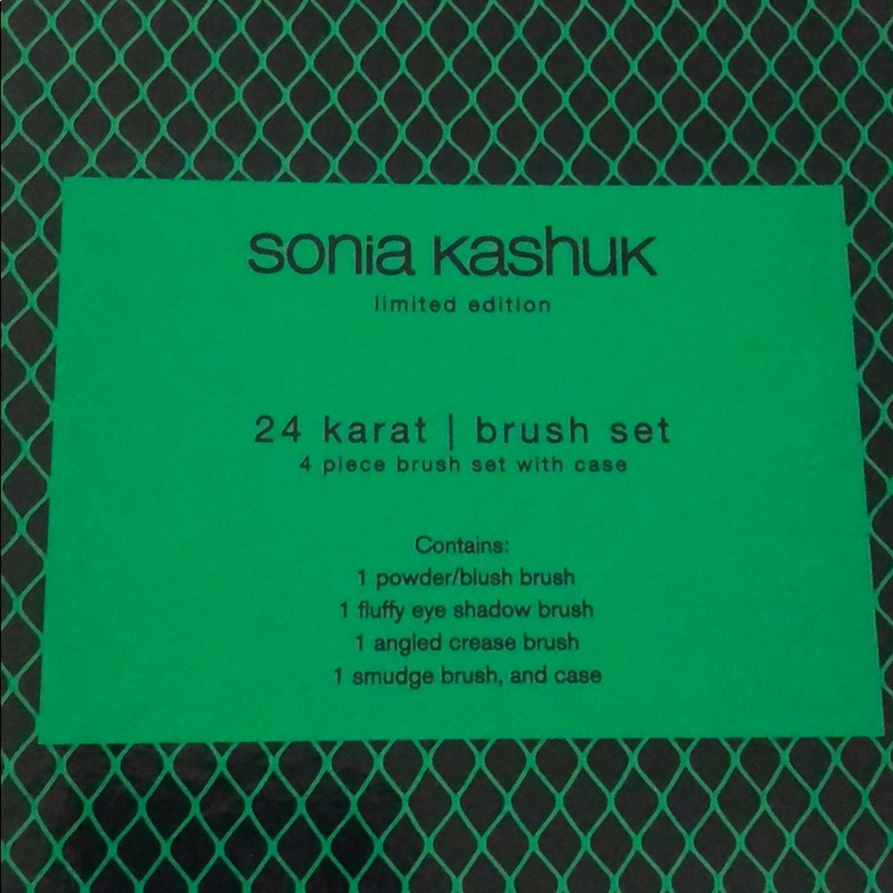 Sonia Kashuk: 24 Karat Brush Set with Case: NEW! - Picture 3 of 3